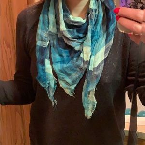 Light weight blue plaid scarf